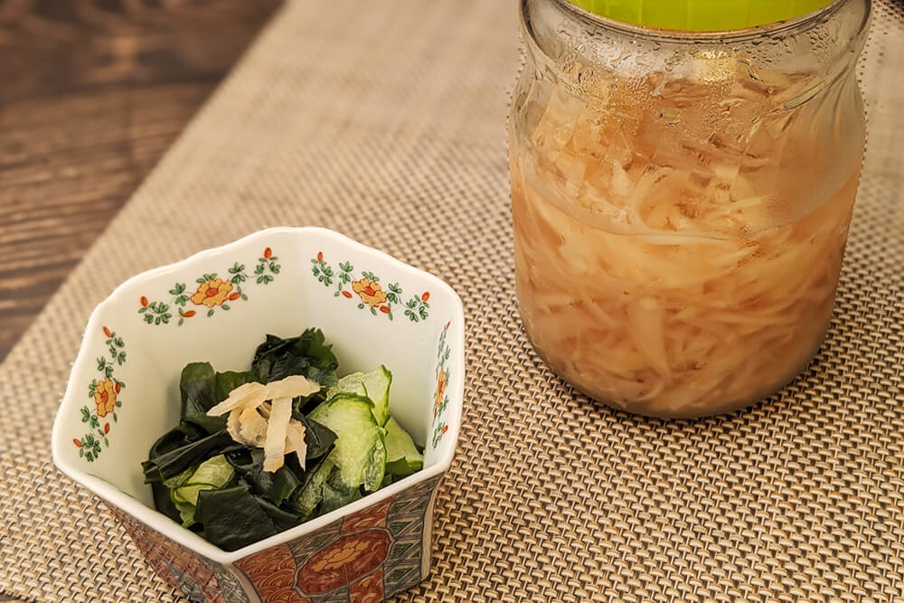 酢しょうがを使えば酢の物も簡単につくれます